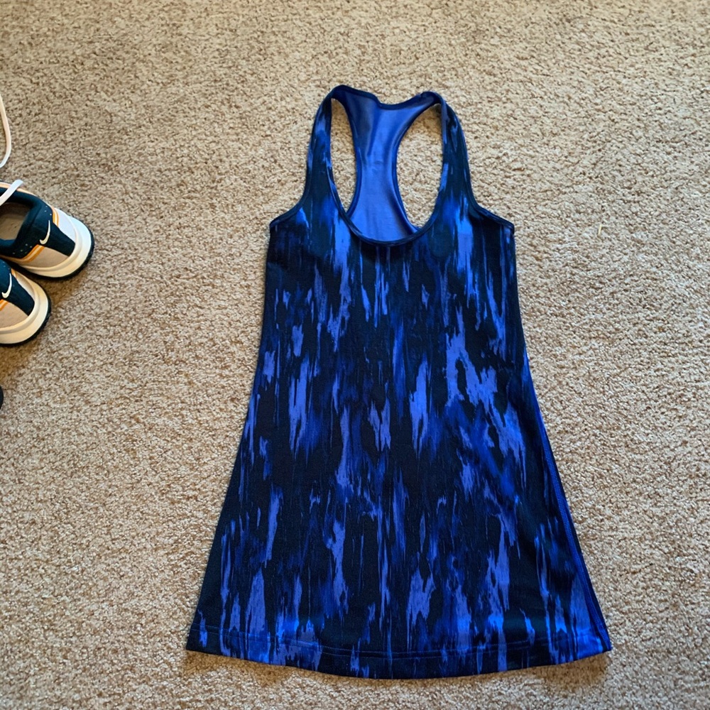 Lulu workout tank